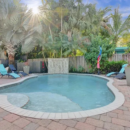 Kiki 1 - Men'S Clothing Optional Guest Houses-2