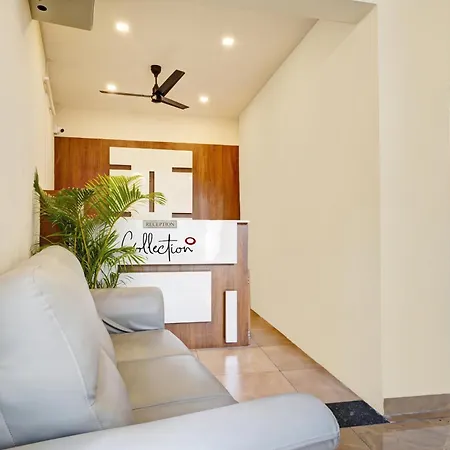 Gypsy Hotel Cusat-3