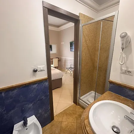 Spqr Suite Guest House-2