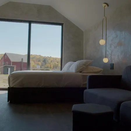 Emrose Luxury Cabins-3