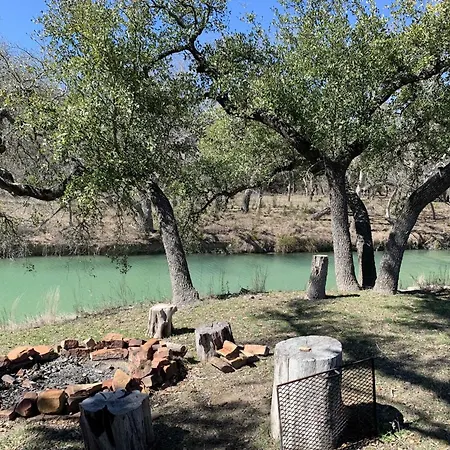 Bandera Stronghold Retreat-2