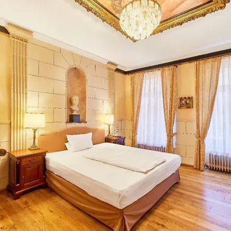 HIP Hotel-2