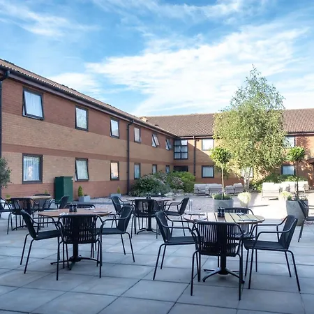 Burleigh Court Hotel And Leisure-2