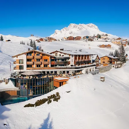 Hotel Goldener Berg-3