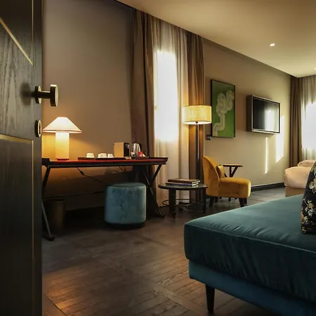 U-Visionary Venezia Hotel-3