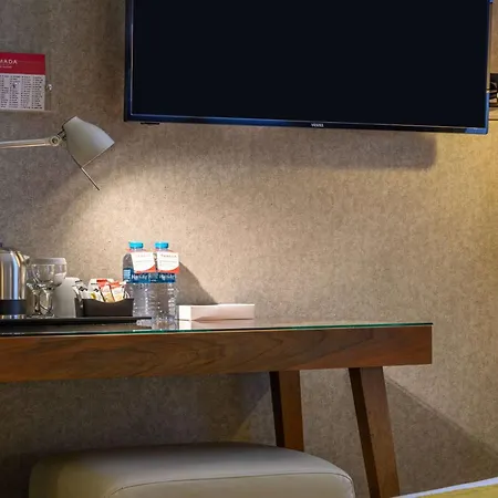 Ramada By Wyndham Istanbul Grand Bazaar-2