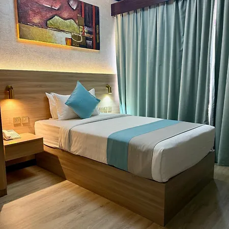 Strand Hotel-2