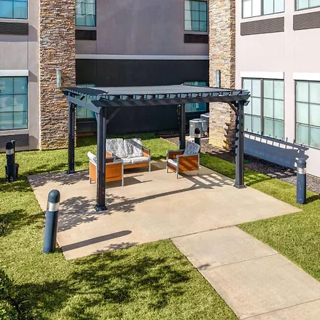 La Quinta By Wyndham Tyler - University Area-2