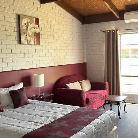 Bakery Park Motor Inn-3