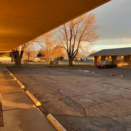 Tops Motel-3