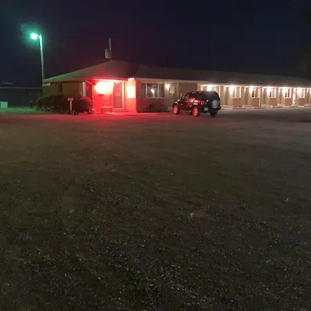 Tops Motel-2