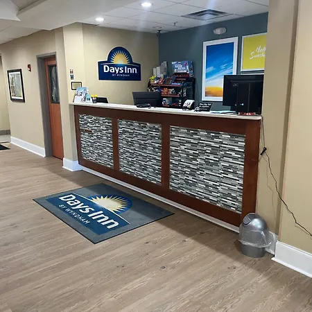 Days-Inn By Wyndham Cedartown-2