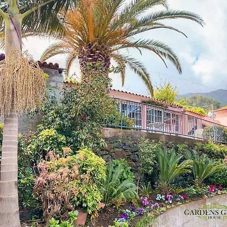 Gardens Guest House-Hostel-3