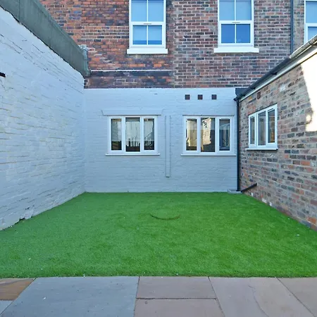 Townhouse Plus @ London Road Stoke-3
