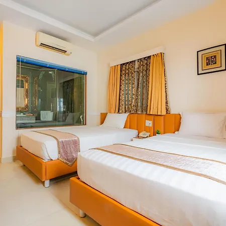 Fortune 1127 - Central Hotel-3