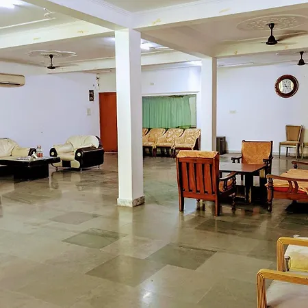 Hotel Lecston @Yashobhoomi Dwarka Sector - 25 Metro Station-3
