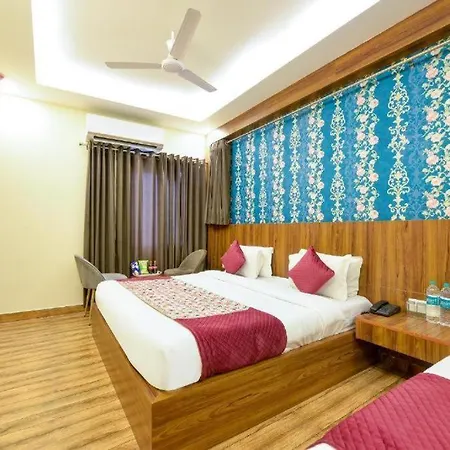 Hotel Rosewood Near Delhi Airport-3