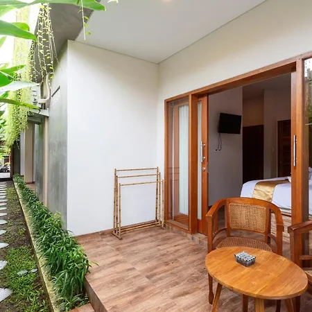 Graha Shanti Guest House-3