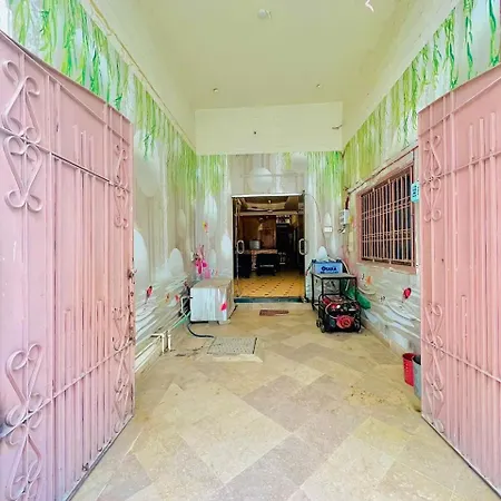 Decent Guest House-2