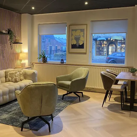 Hotel Emilia-2