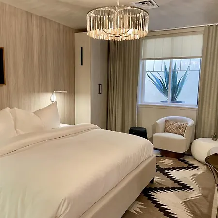 Palace Modern Hotel At The Plaza - King 14-2