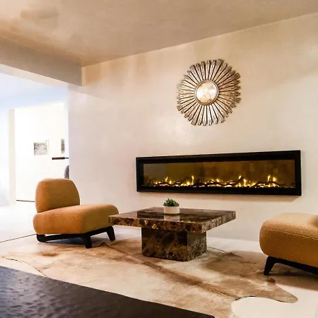 Palace Modern Hotel At The Plaza - King 11-2