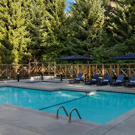 Delta Hotels By Marriott Whistler Village Suites-2