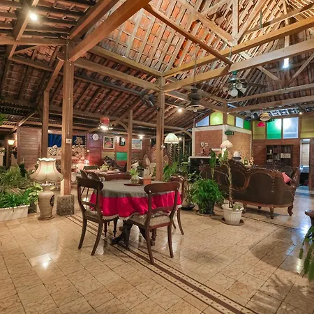 Djajanti House-2