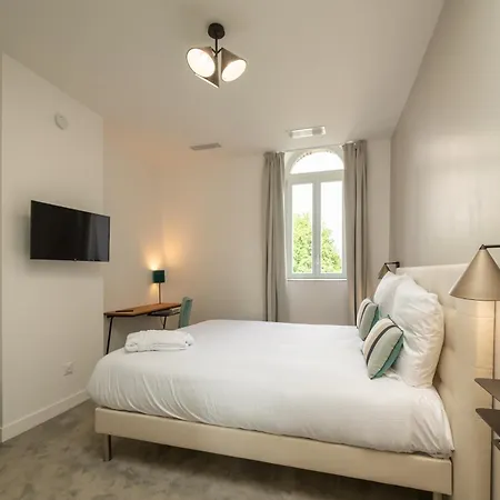 Maison Mimerel Colodge-3