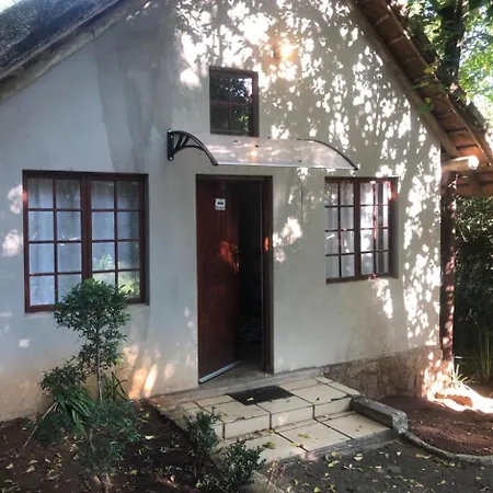Pecan Bush Lodge-2