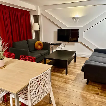 62-66 Farringdon Apartments-2