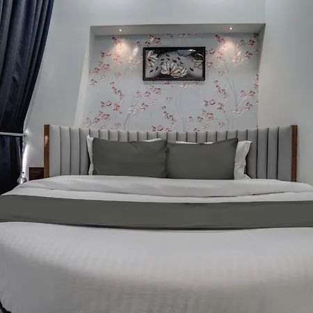 Hotel Paris-3
