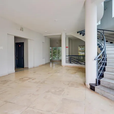 Hotel O Ecr Stays Near Nemmeli Beach Formerly Gvs Homes-3