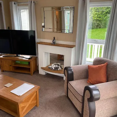8 Berth Caravan Marton Mere Holiday Park-2