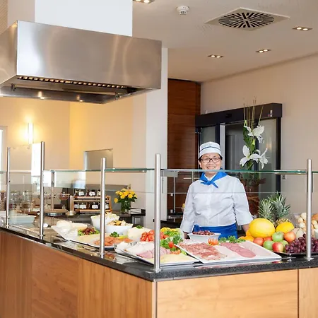 Best Western Hotel Nuernberg City West-3