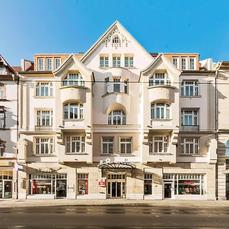 Best Western Plus Hotel Excelsior-3