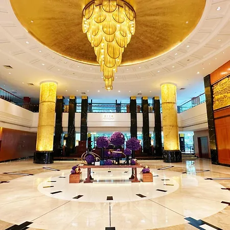 Guangzhou Dong Fang Hotel-3