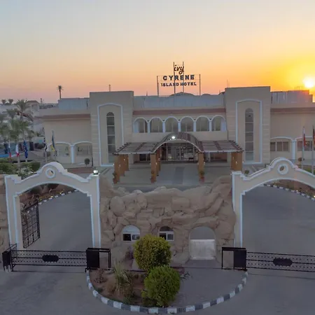 Ivy Cyrene Island Aqua Park Resort (Adults Only)-3
