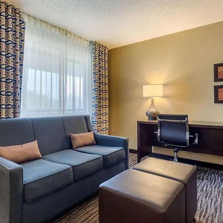 Suburban Studios Arlington Heights Elk Grove-3