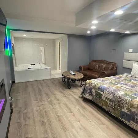 Midway Inn & Suites-2