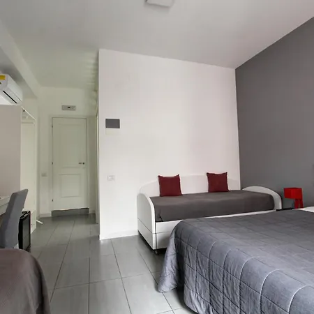 Vatican Central Suites-2