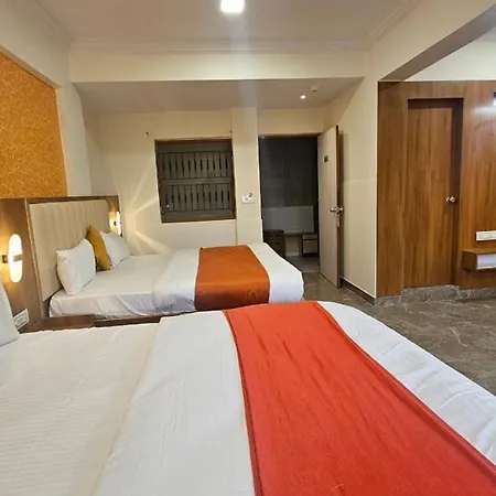 Hotel Runway Inn-3