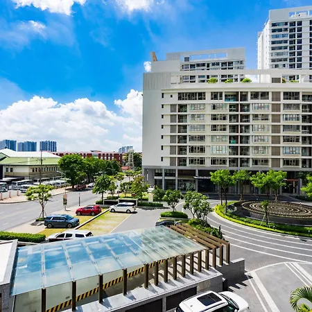 The Peak Midtown Serviced Apartment - Free Car For Transportation-3