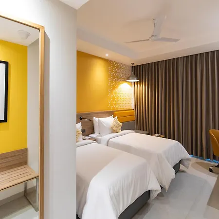 Hometel Lucknow - A Sarovar Hotel-2