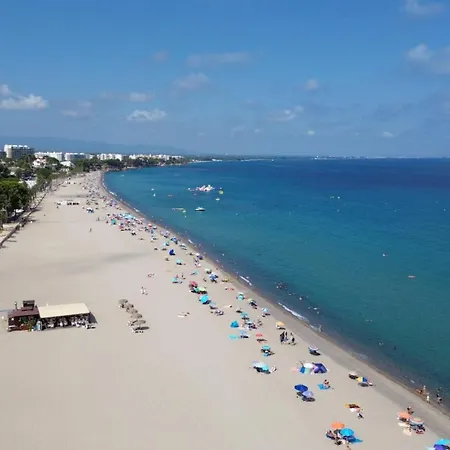 Miflow Hotel Villas & Suites-3