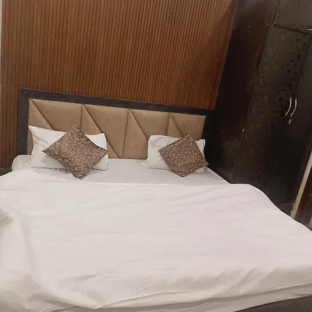 Hotel Royal Stars-3