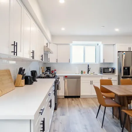 Stylish & Cozy Retreat Near Usc & Downtown La-2