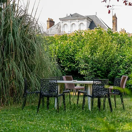 Hôtellerie de Charme Le Relais Cicero Hôtel-Jardin-Calme-Verdure- Un Relais du XVII en Centre au Détour du Zoo-3