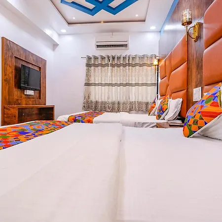Fabhotel Lime Ras Palace-2