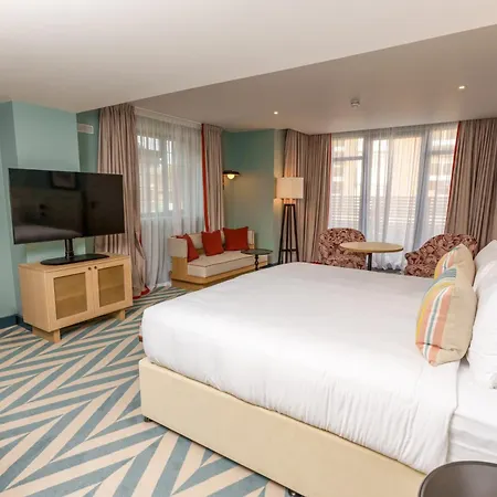 The Relais Cooden Beach And Spa-3